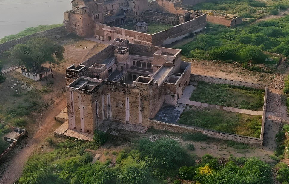 Nabalsingh Khanderao Habeli, Sabalgarh Fort